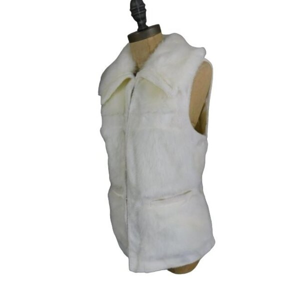 RLZ Size XS Off White Lined Hook Front Faux Fur Vest - Picture 2 of 3